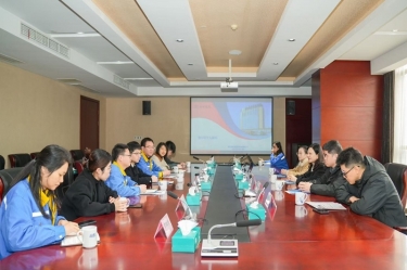 市委常委、宣传部部长沈志凤莅临9999js金沙老品牌纸业慰问高端人才